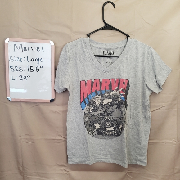 Marvel Tops - ☆SALE☆|Marvel | Superhero tee | sz Large